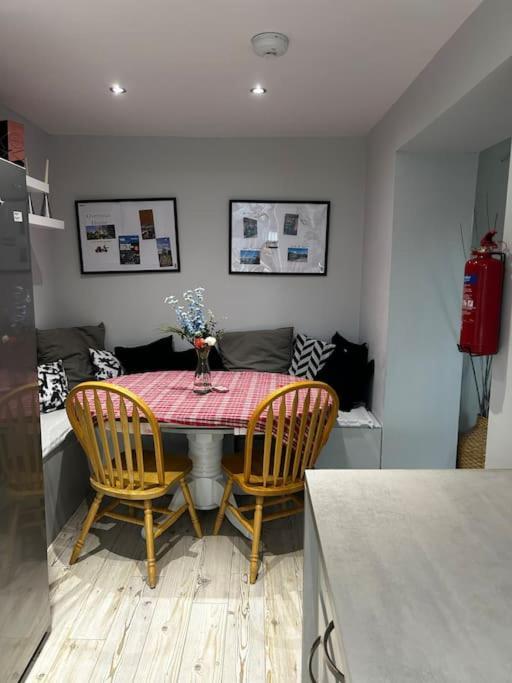 15 Min Drive To Airport 20 Min To Loch Lomond And City Center Old Kilpatrick Zewnętrze zdjęcie