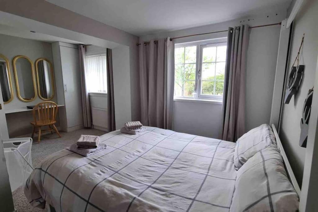 15 Min Drive To Airport 20 Min To Loch Lomond And City Center Old Kilpatrick Zewnętrze zdjęcie